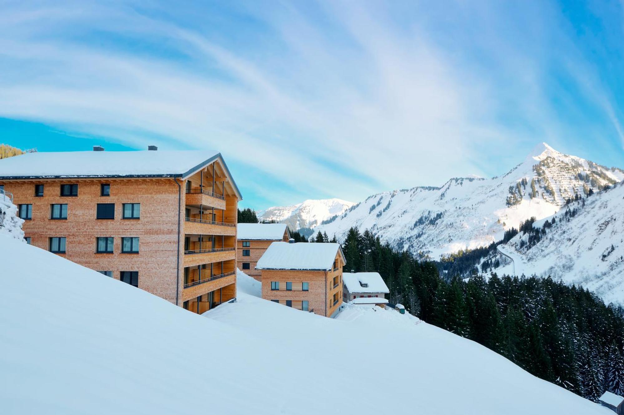 Alpenstolz Damuels Haus 4 - Stilvoll Urlauben In Den Bergen Apartment Exterior photo